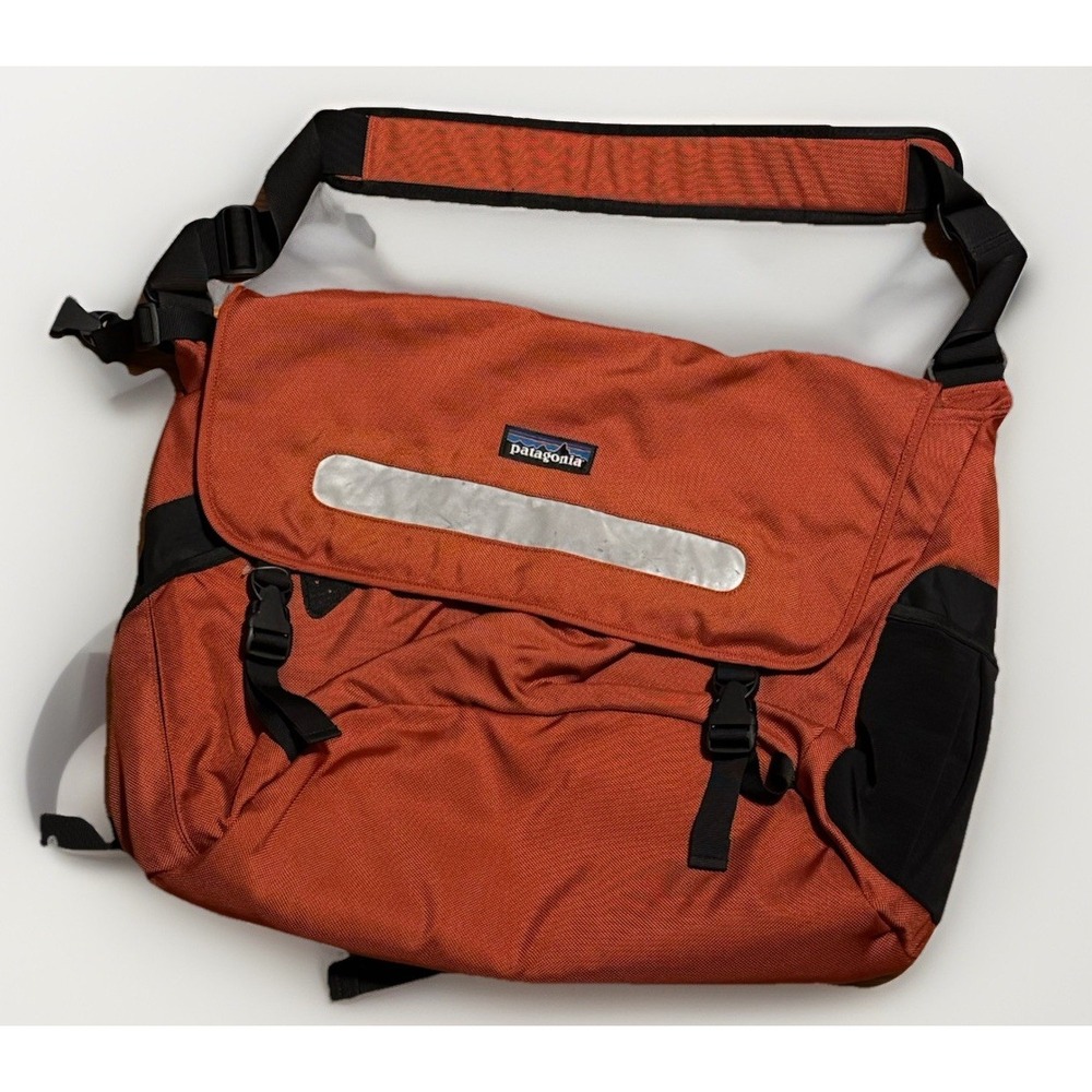 Vintage PATAGONIA Large Critical Mass Crossbody Courier Bag Y2K Oakley Software